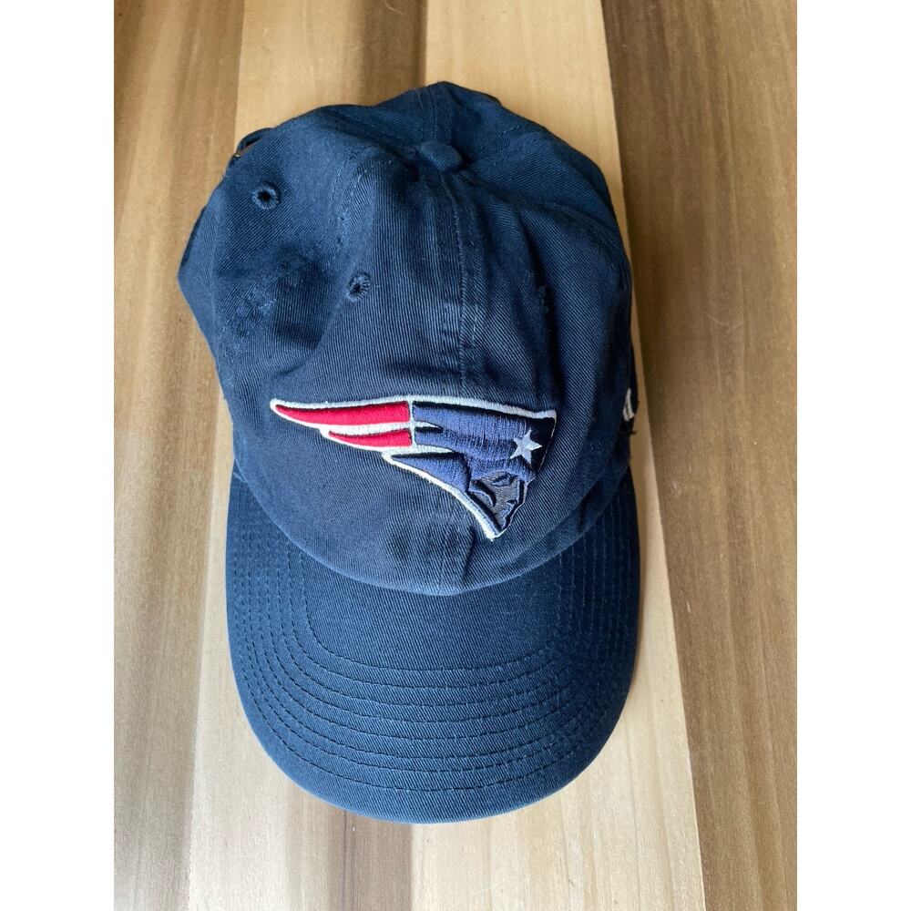 New England Patriots Hat Cap Strap Back Mens One Size Blue Football 47 Clean Up